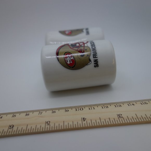 Vintage Ceramic San Francisco 49ers Salt & Pepper Shaker Set *Never Used w/ Box* - Picture 7 of 10